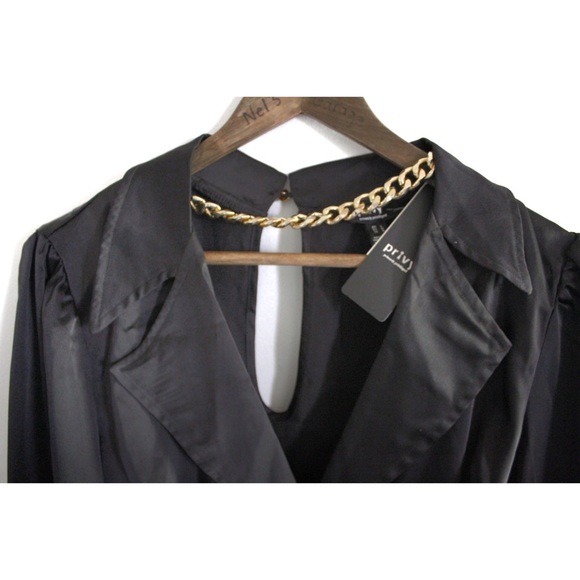 Privy Privately Privileged NWT Black Faux Satin Wrap Cropped Top with Gold Chain - Picture 3 of 10